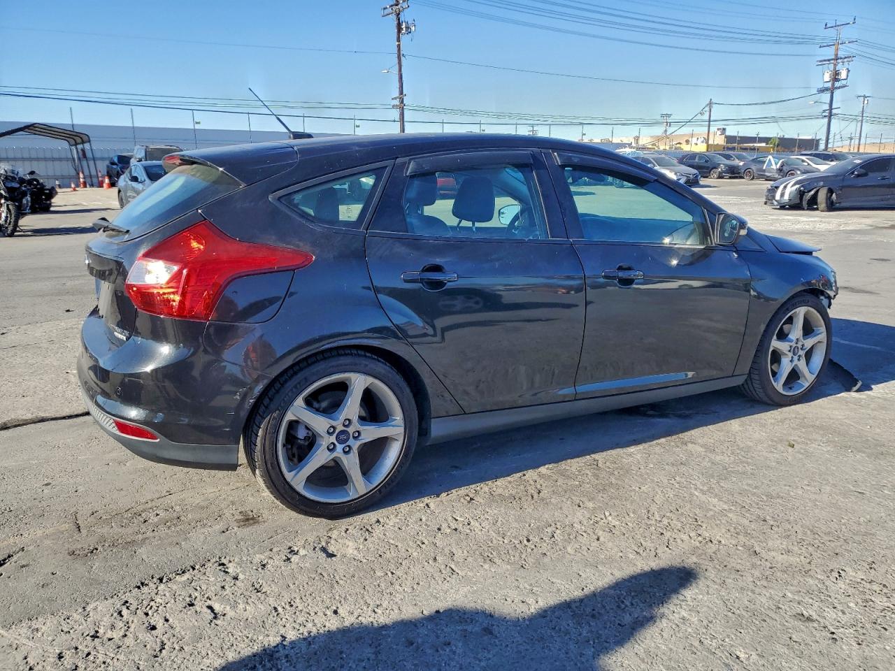 FORD FOCUS TITANIUM