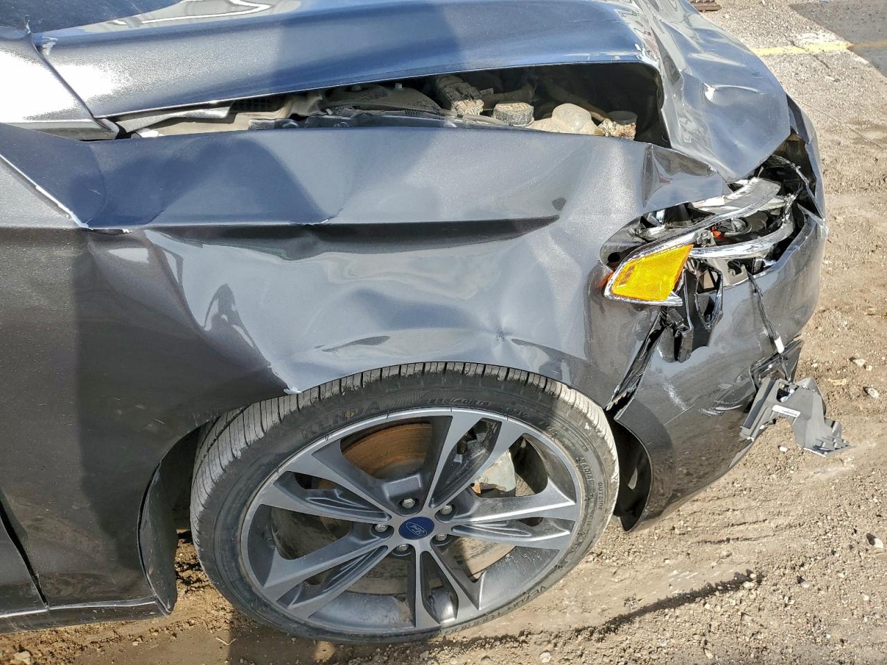 FORD FUSION TITANIUM