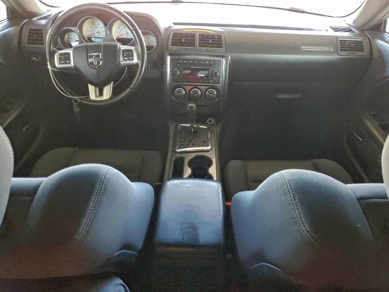 DODGE CHALLENGER SXT