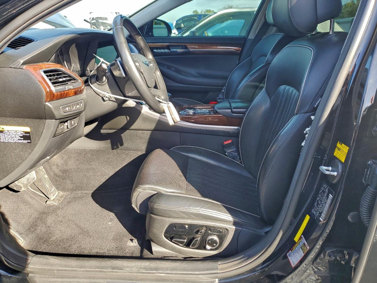 GENESIS G90 ULTIMATE