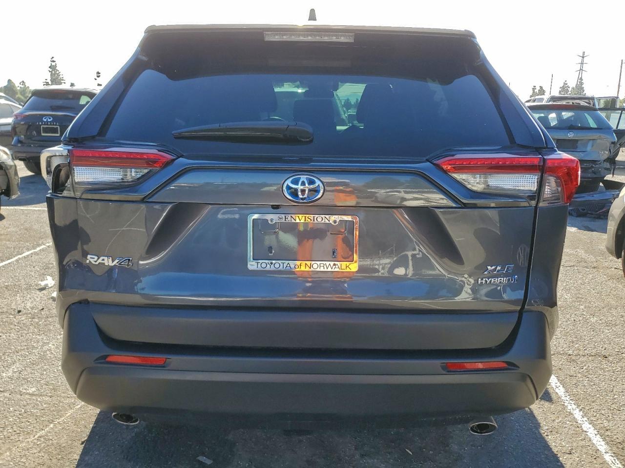 Lot #3312811102 2022 TOYOTA RAV4 XLE P