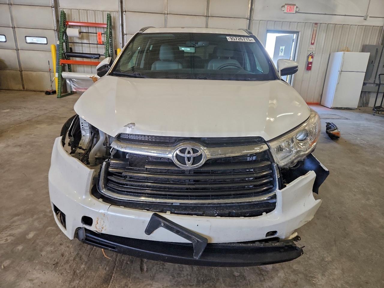 TOYOTA HIGHLANDER XLE