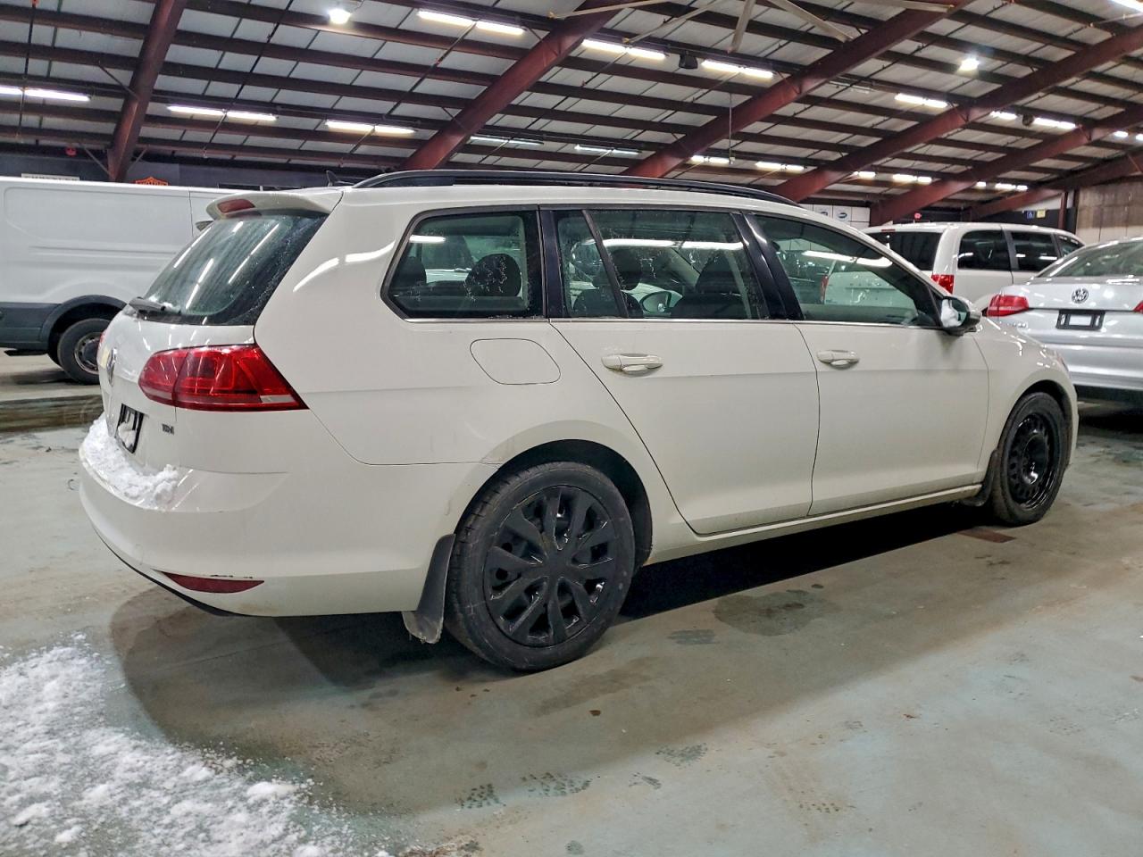 VOLKSWAGEN GOLF SPORTSVAN TDI S