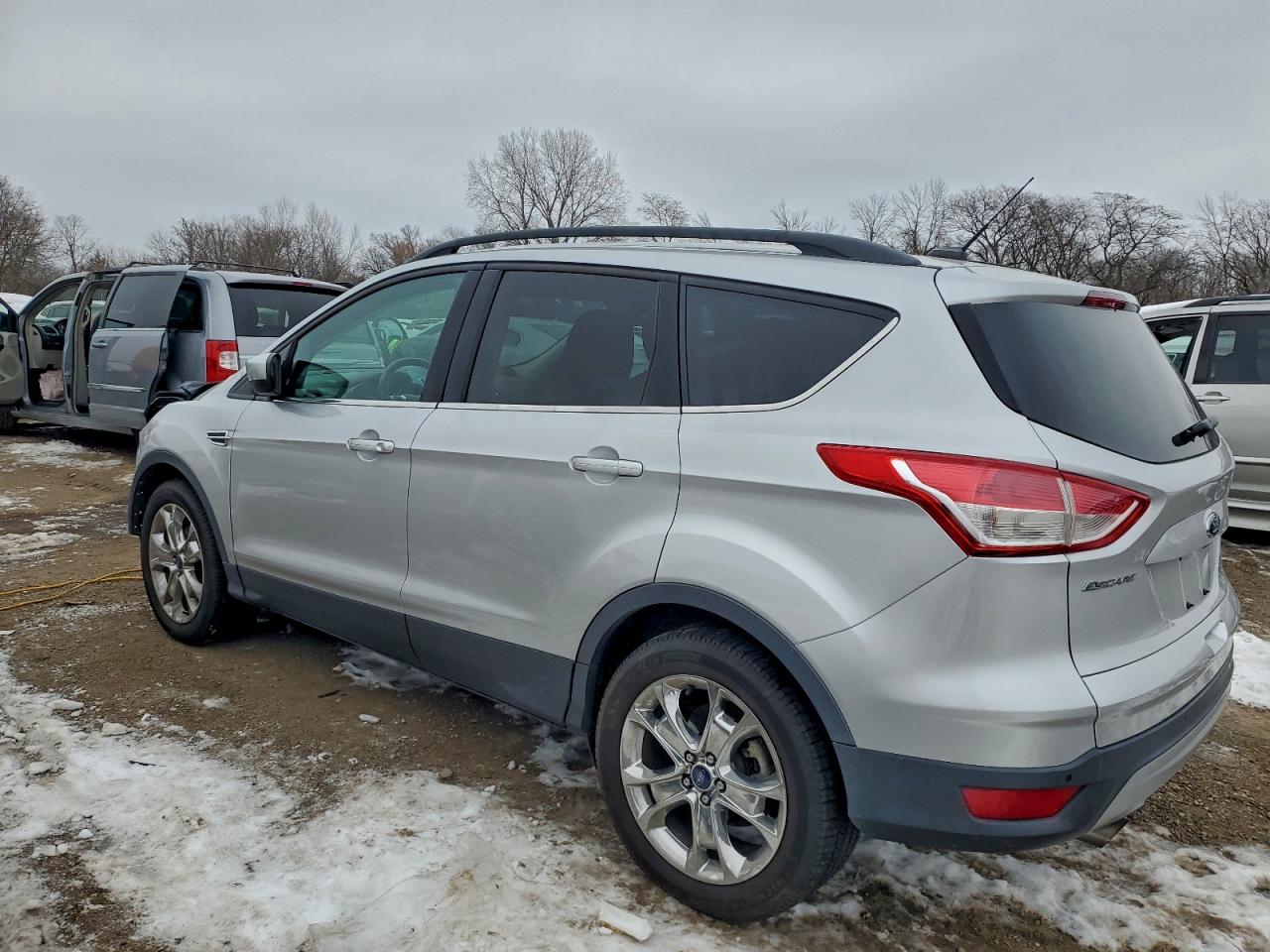 FORD ESCAPE SE