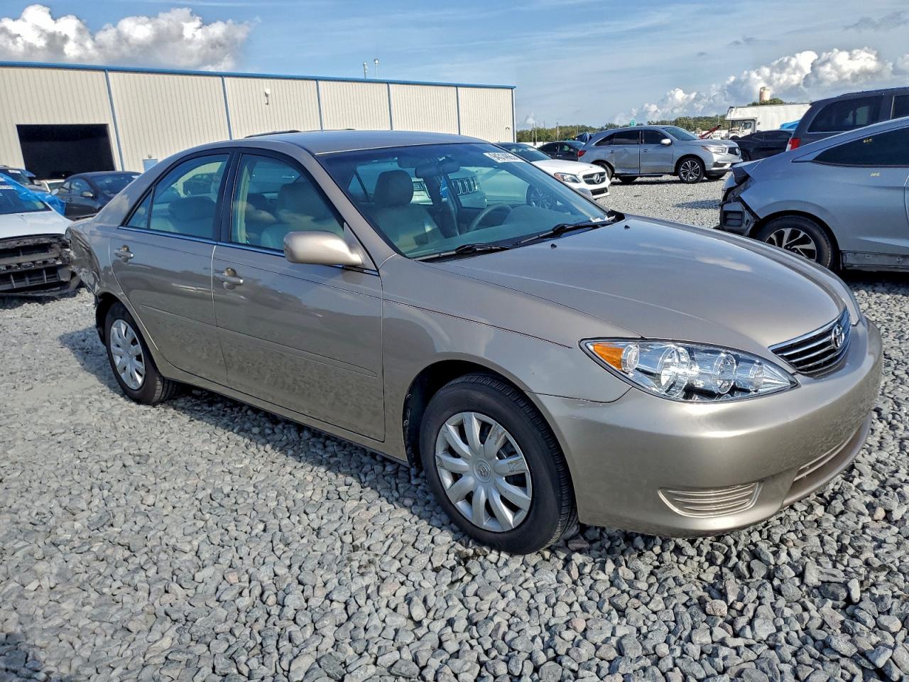 Lot #3302879957 2005 TOYOTA CAMRY LE