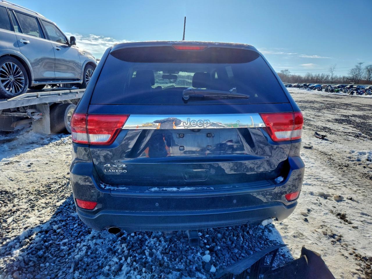 JEEP GRAND CHEROKEE LAREDO