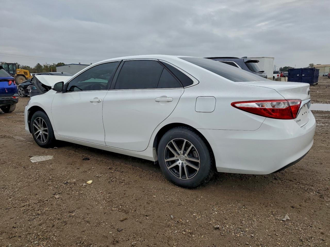 Lot #3316014764 2017 TOYOTA CAMRY LE