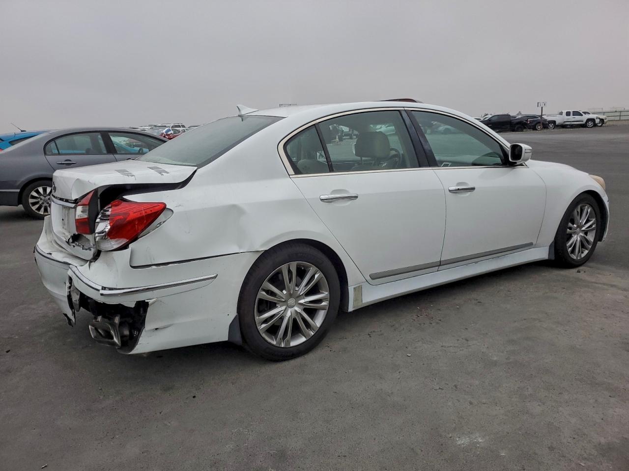 HYUNDAI GENESIS 5.0L
