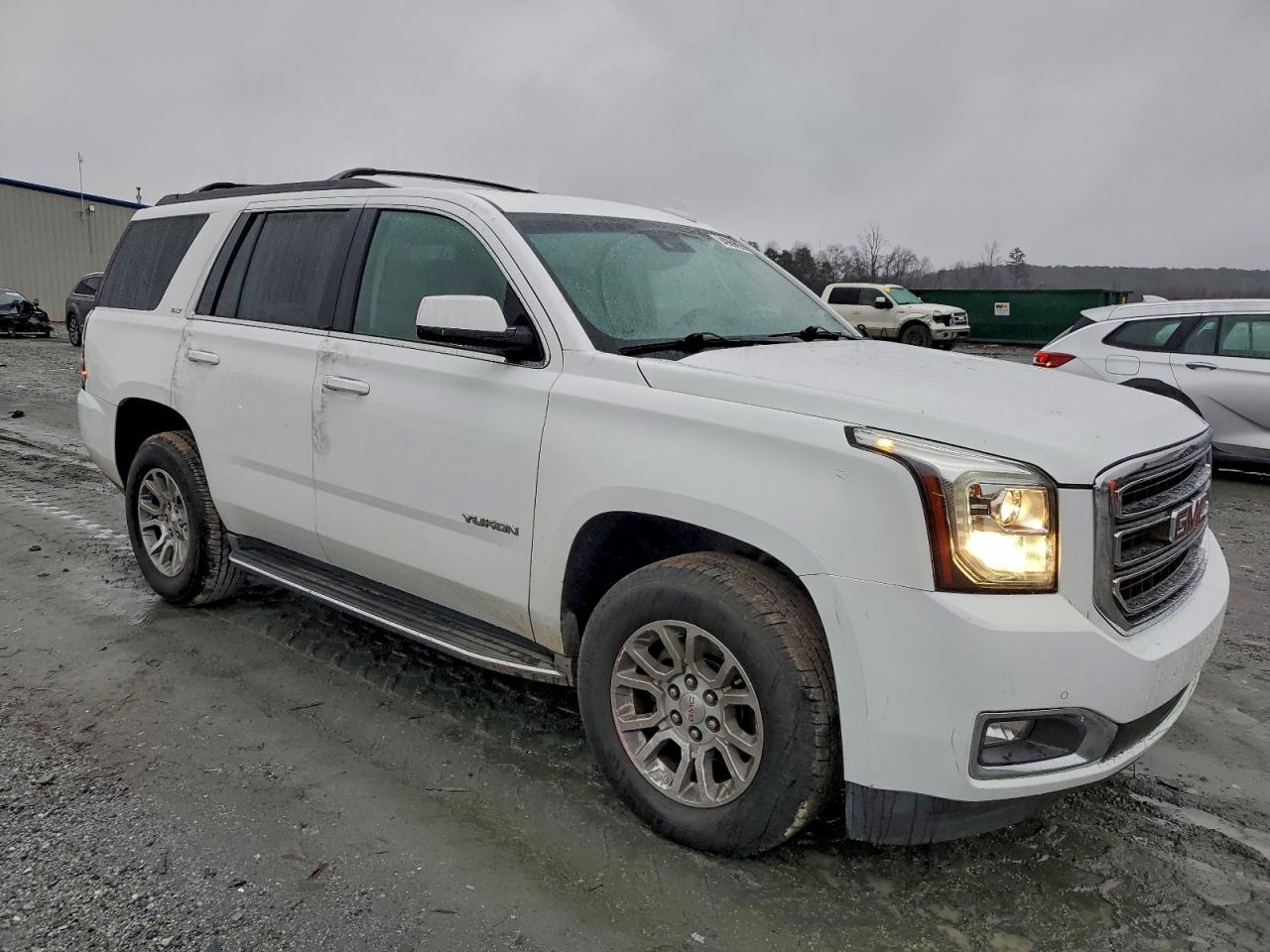 GMC YUKON SLT