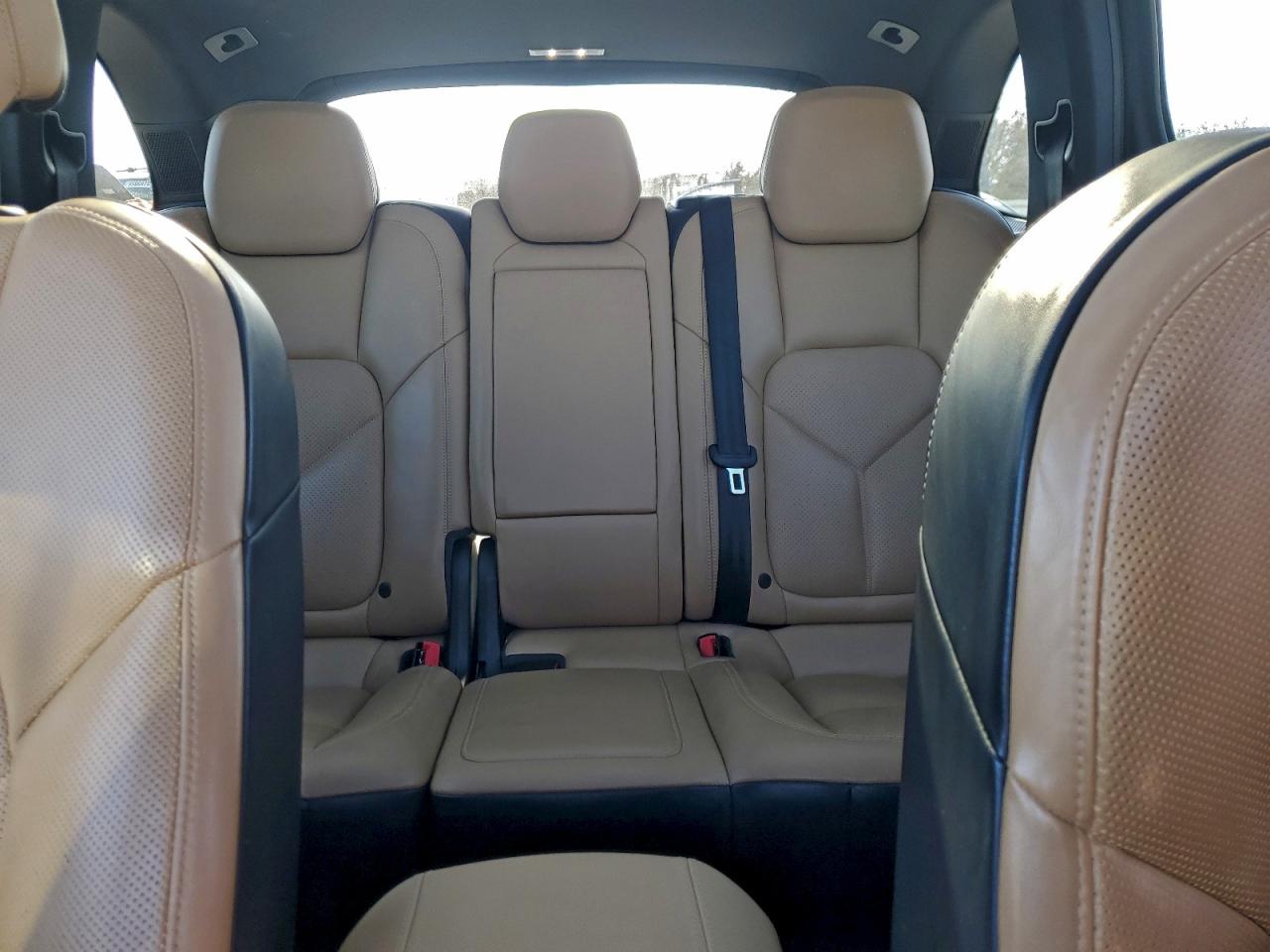 PORSCHE CAYENNE SE HYBRID