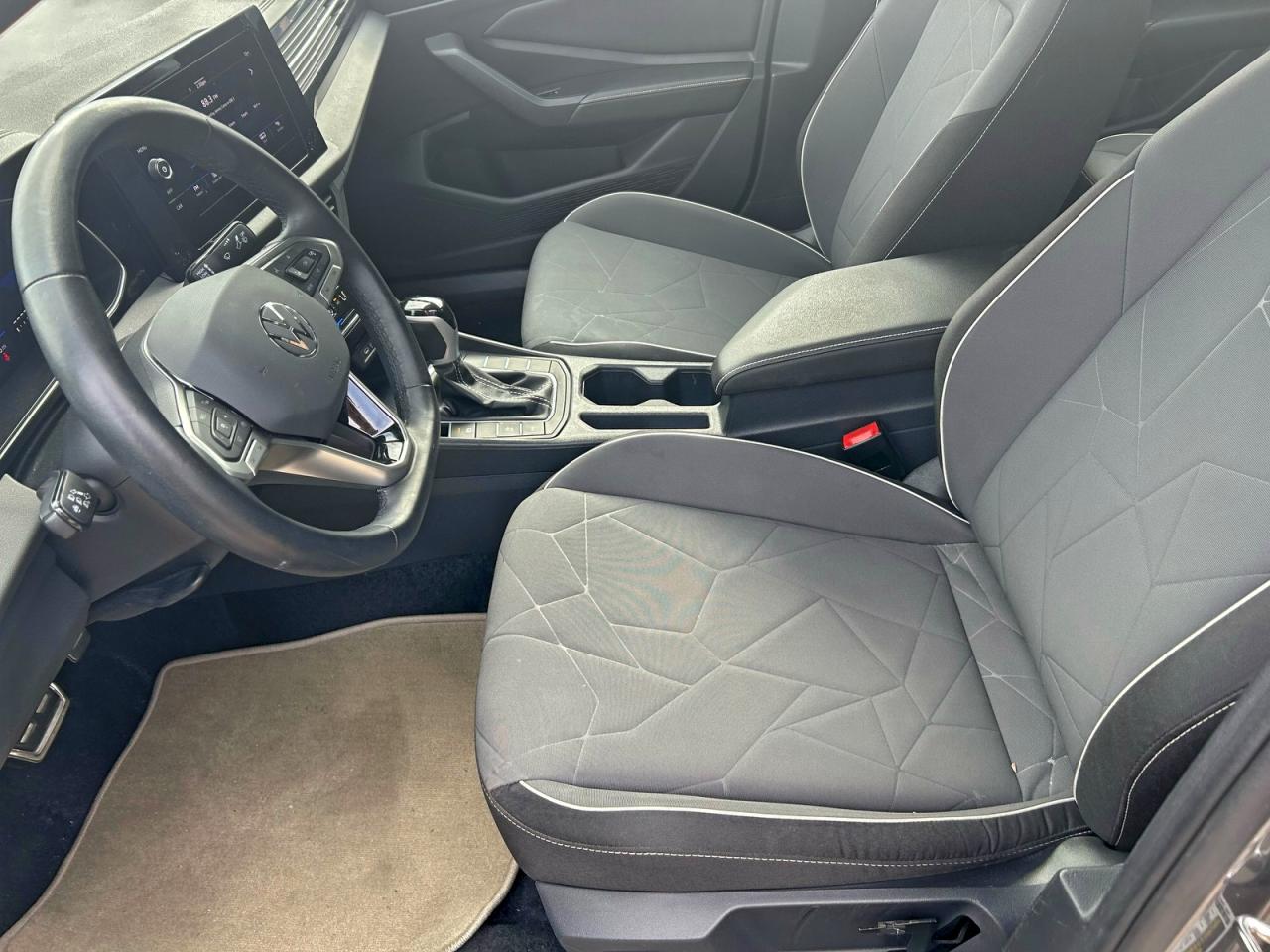 VOLKSWAGEN JETTA SPORT