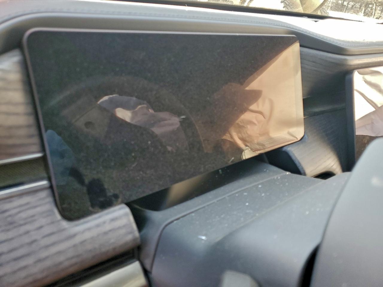 RIVIAN R1T ADVENTURE