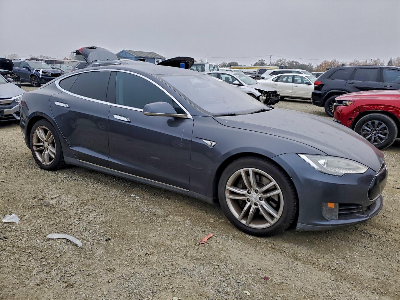 TESLA MODEL S 60