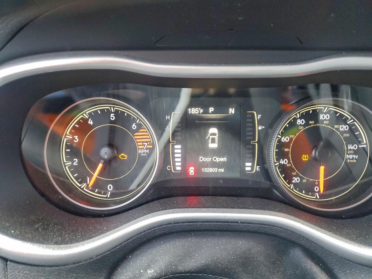 JEEP GRAND CHEROKEE LATITUDE PLUS