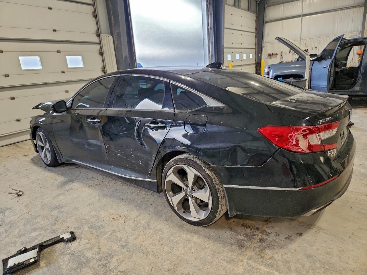 Lot #3311534258 2018 HONDA ACCORD TOU