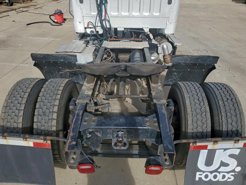 2016 FREIGHTLINER M2 106 MED #3312671207