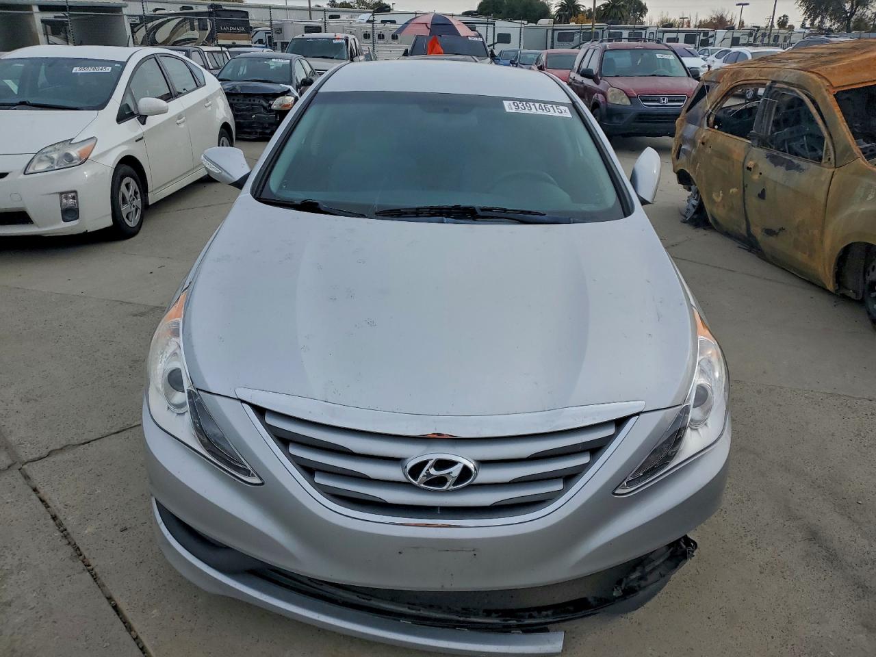 Lot #3311455241 2014 HYUNDAI SONATA GLS