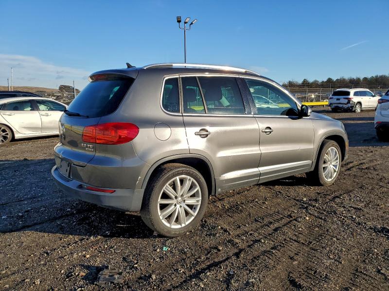 2012 VOLKSWAGEN TIGUAN S #3317707082
