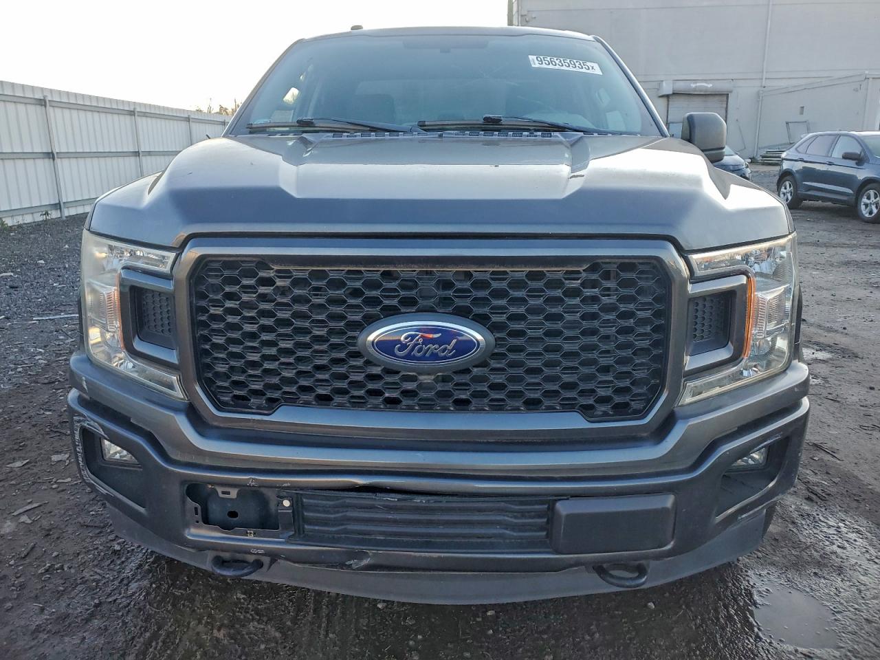 FORD F-150 SUPER CAB