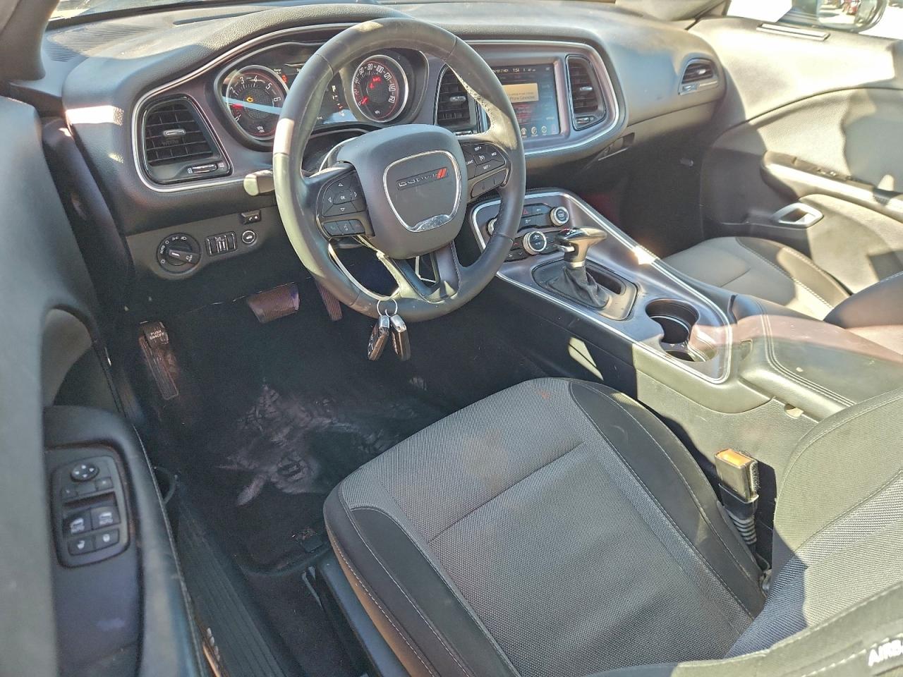 DODGE CHALLENGER SXT