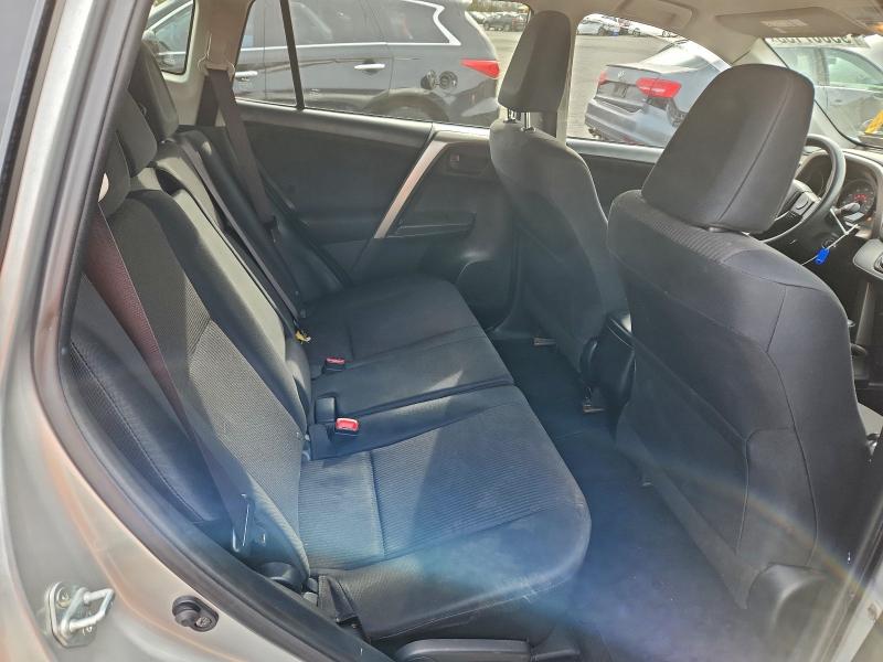 2015 TOYOTA RAV4 LE #3309504637