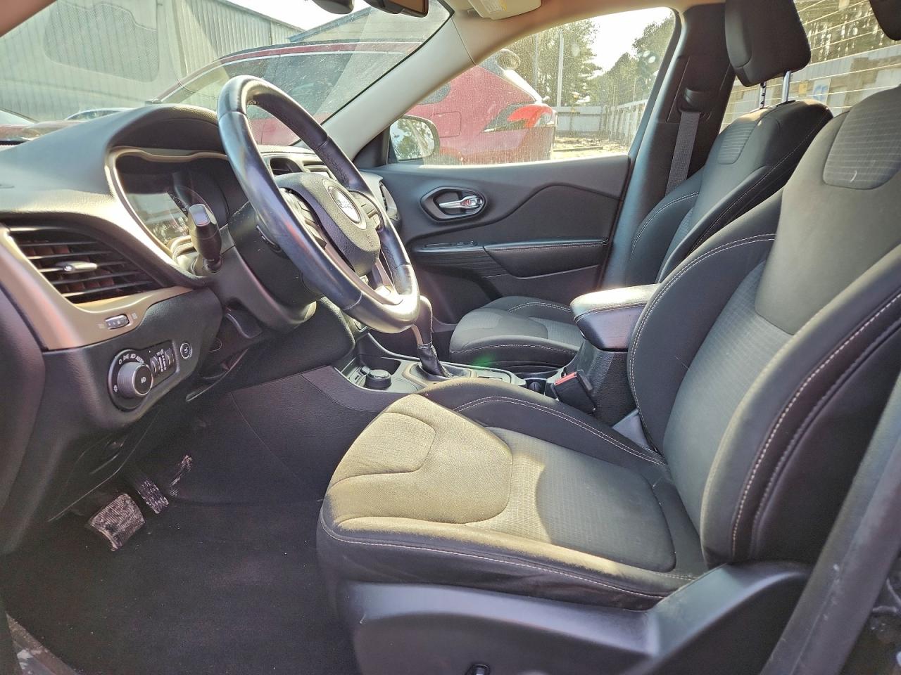 JEEP GRAND CHEROKEE LATITUDE