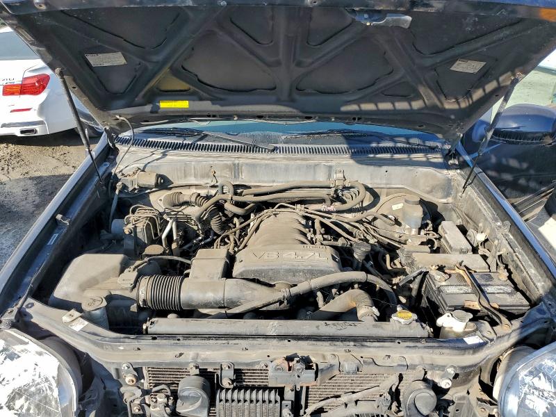2004 TOYOTA SEQUOIA SR #3303711427