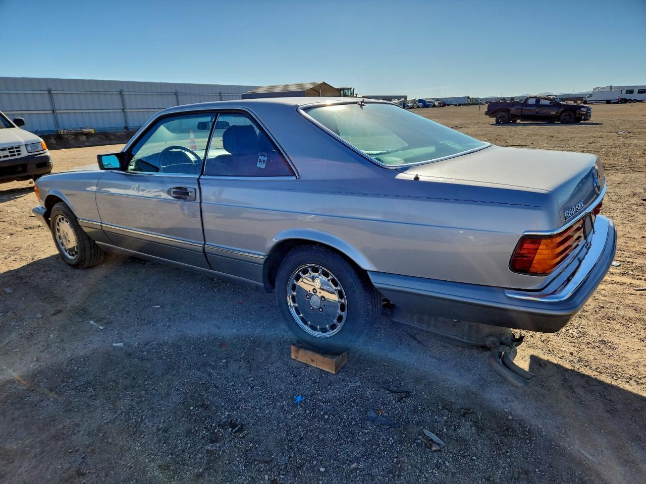 Lot #3308328176 1986 MERCEDES-BENZ 560 SEC