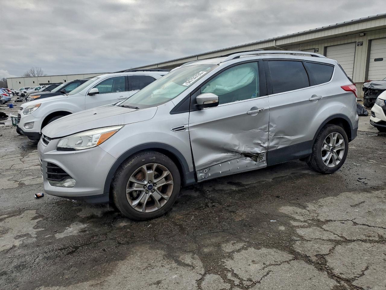 FORD ESCAPE TITANIUM