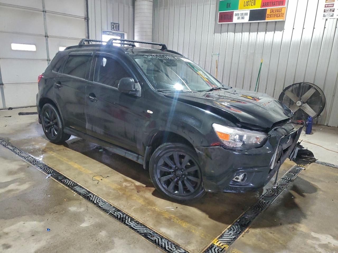 MITSUBISHI OUTLANDER SE
