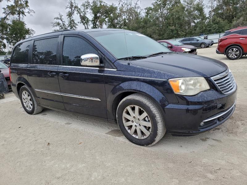 2011 CHRYSLER TOWN & COU #3302707001