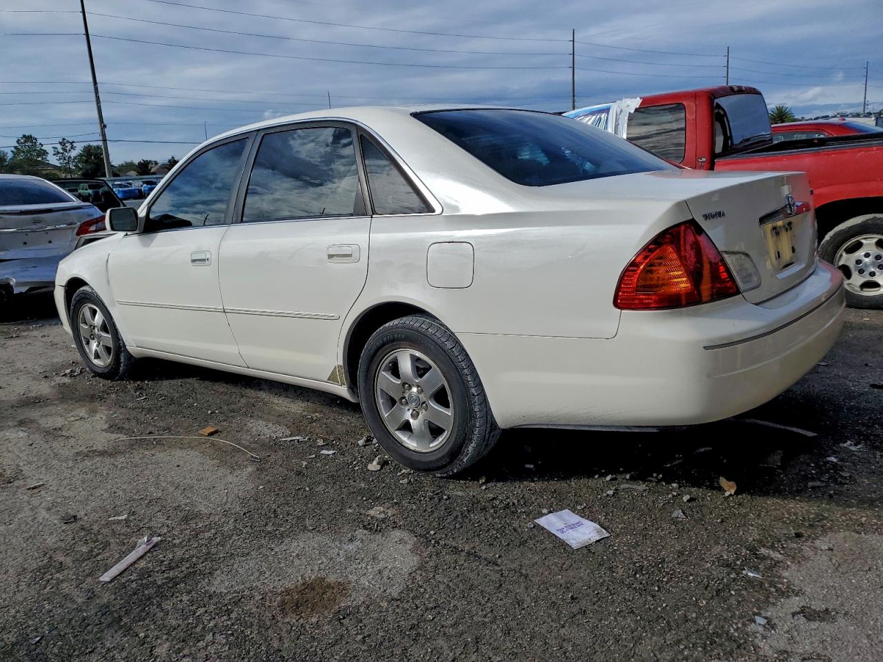 Lot #3315892110 2002 TOYOTA AVALON XL