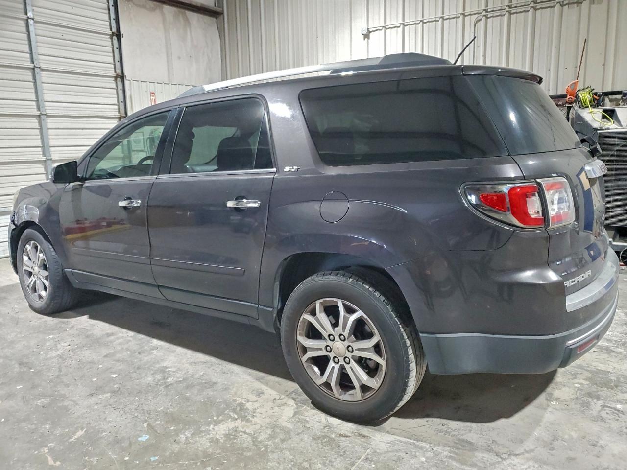 GMC ACADIA SLT-1