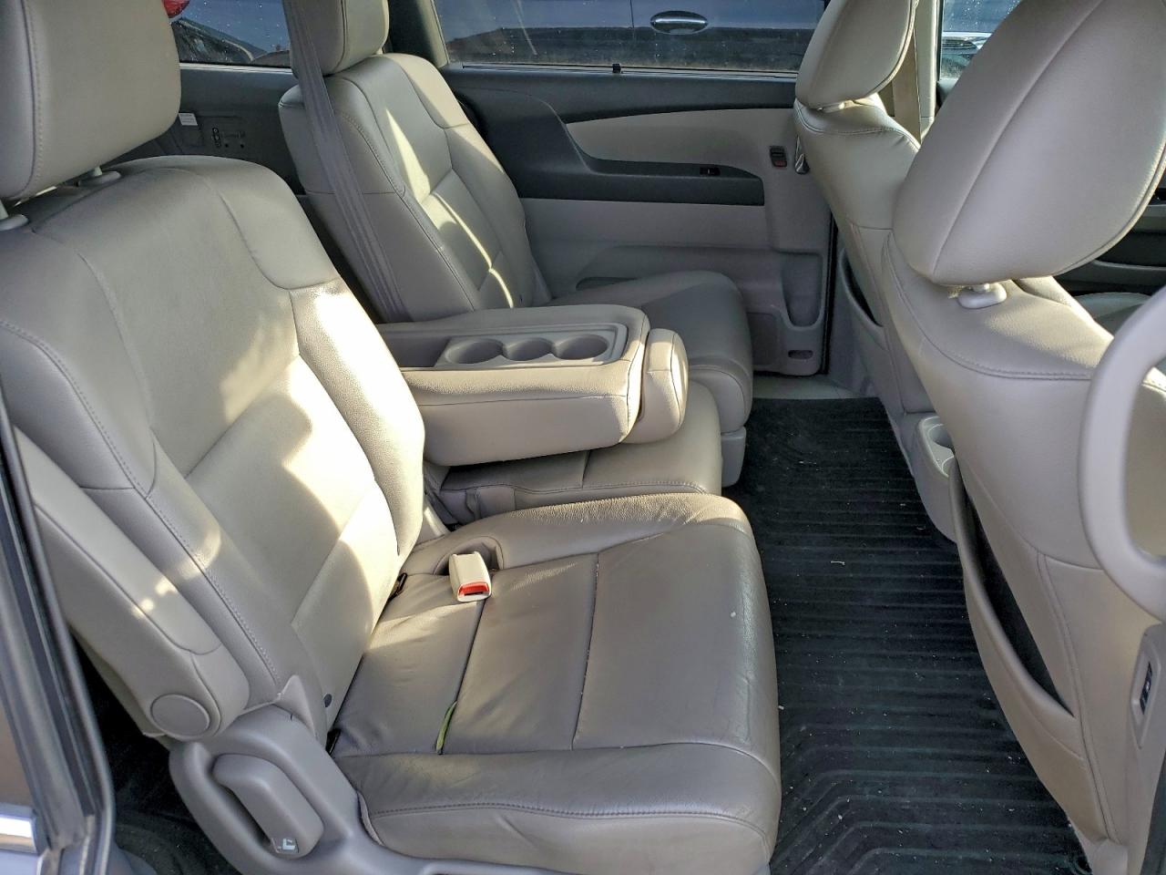 Lot #3317735114 2016 HONDA ODYSSEY EX