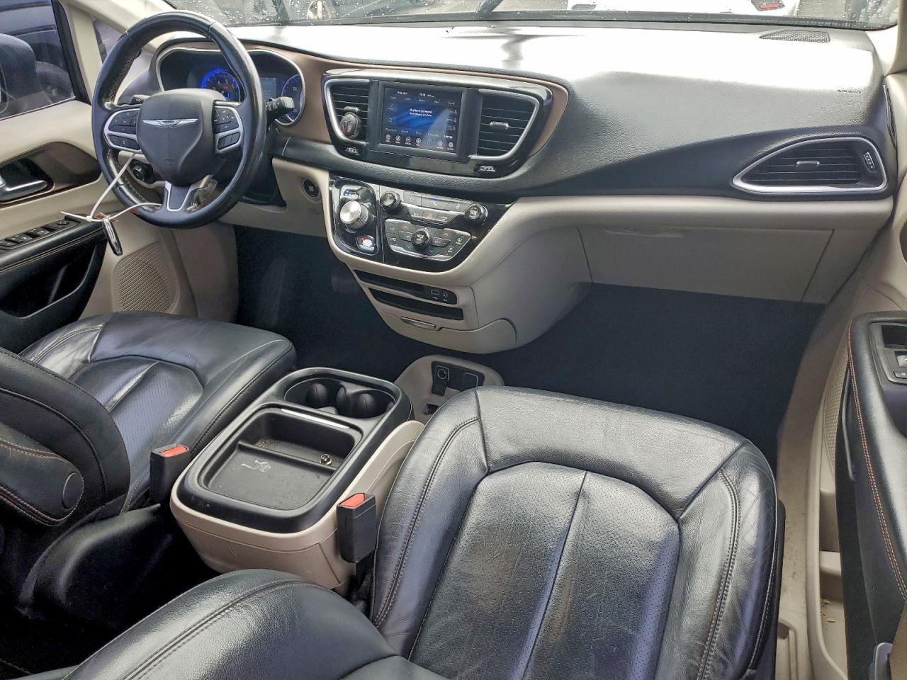 CHRYSLER PACIFICA TOURING L