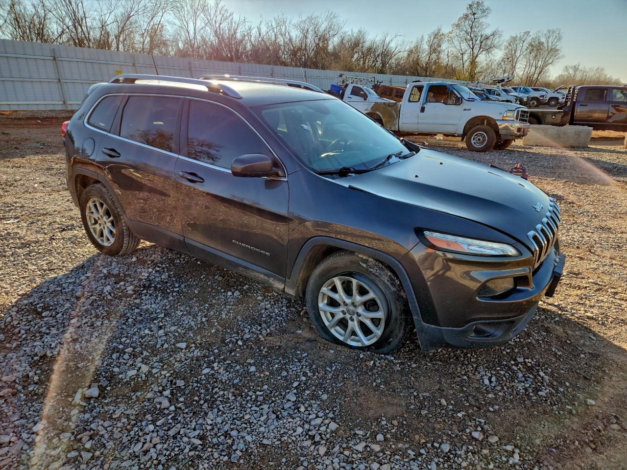 JEEP GRAND CHEROKEE LATITUDE PLUS