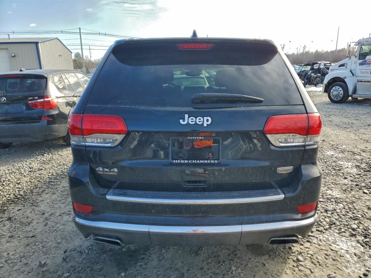 JEEP GRAND CHEROKEE SUMMIT