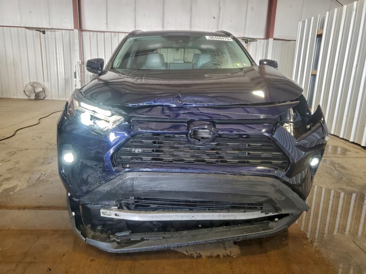 TOYOTA RAV4 XLE PREMIUM