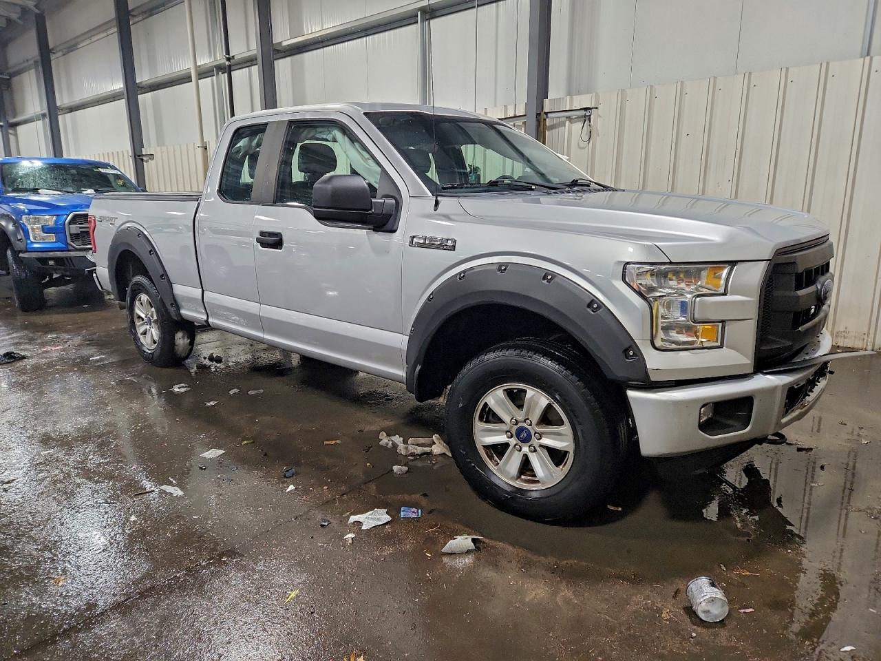 FORD F-150 SUPER CAB