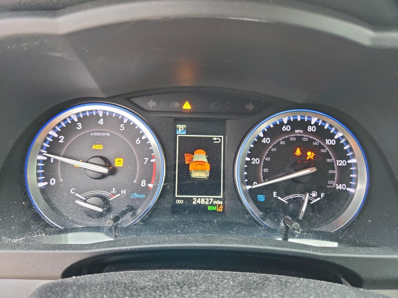 TOYOTA HIGHLANDER SE