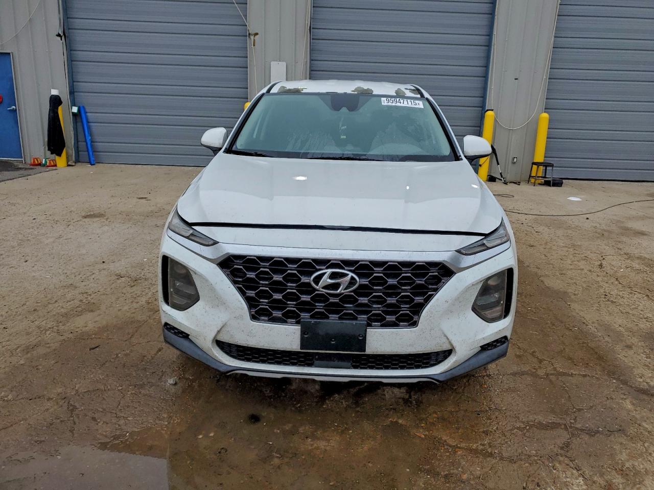 Lot #3311460245 2019 HYUNDAI SANTA FE S
