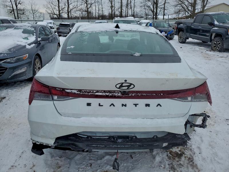 2022 HYUNDAI ELANTRA SE #3318872016