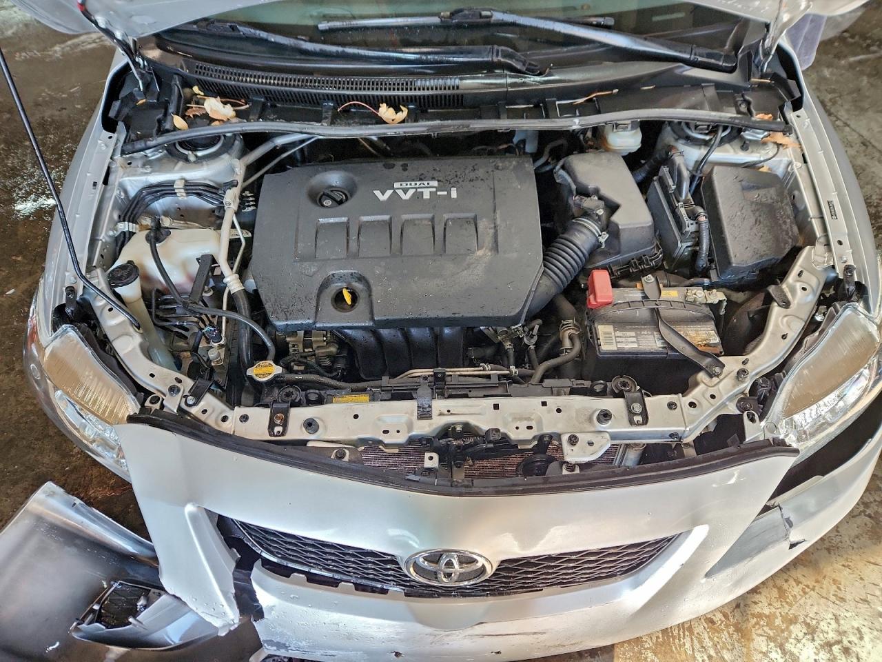 TOYOTA COROLLA BASE