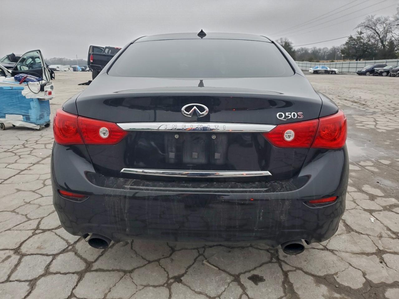 INFINITI Q50 BASE