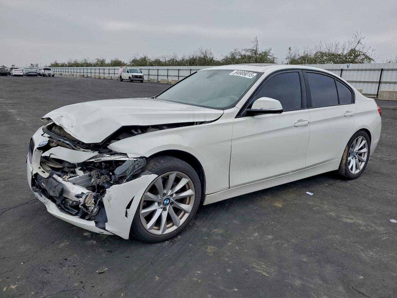Lot #3304500534 2018 BMW 320 I