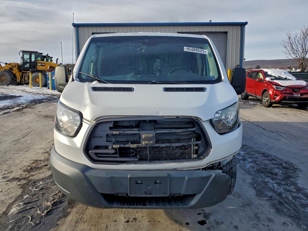 Lot #3308459329 2017 FORD TRANSIT T-