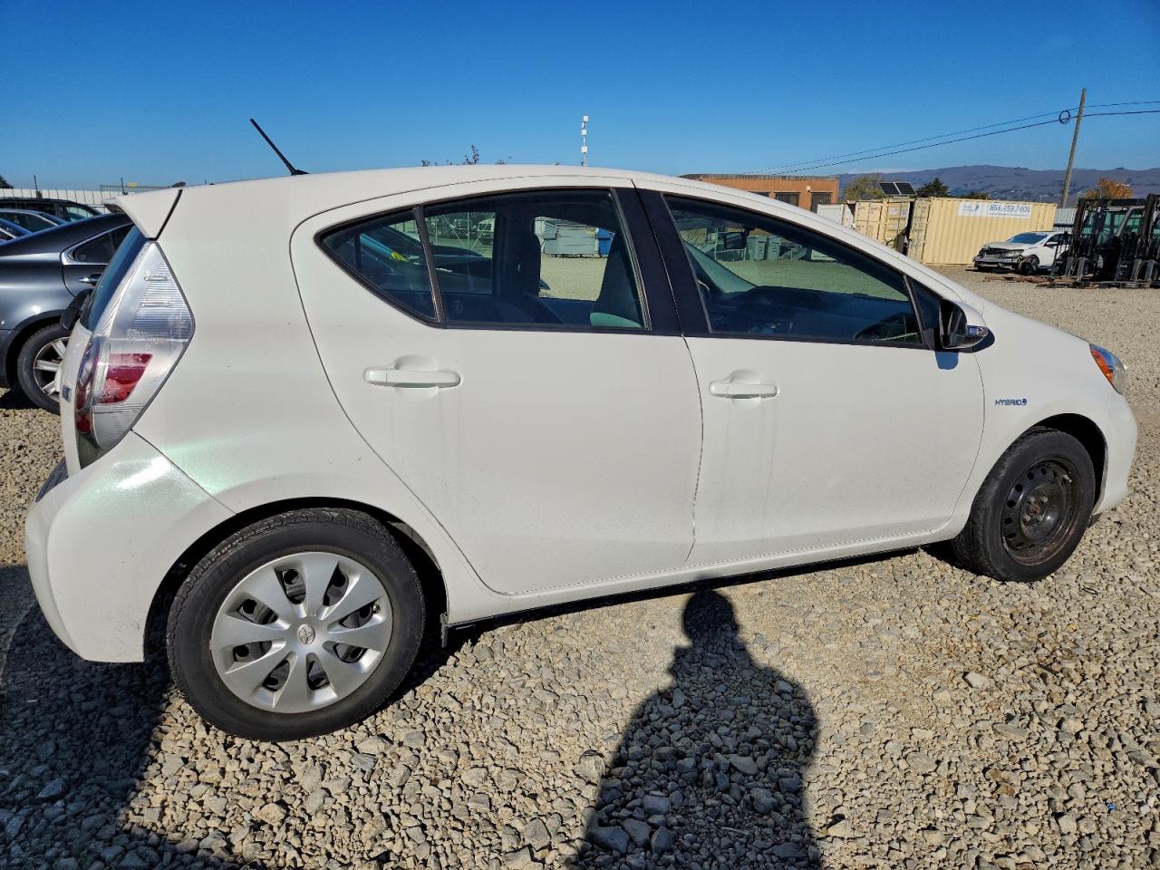 TOYOTA PRIUS C
