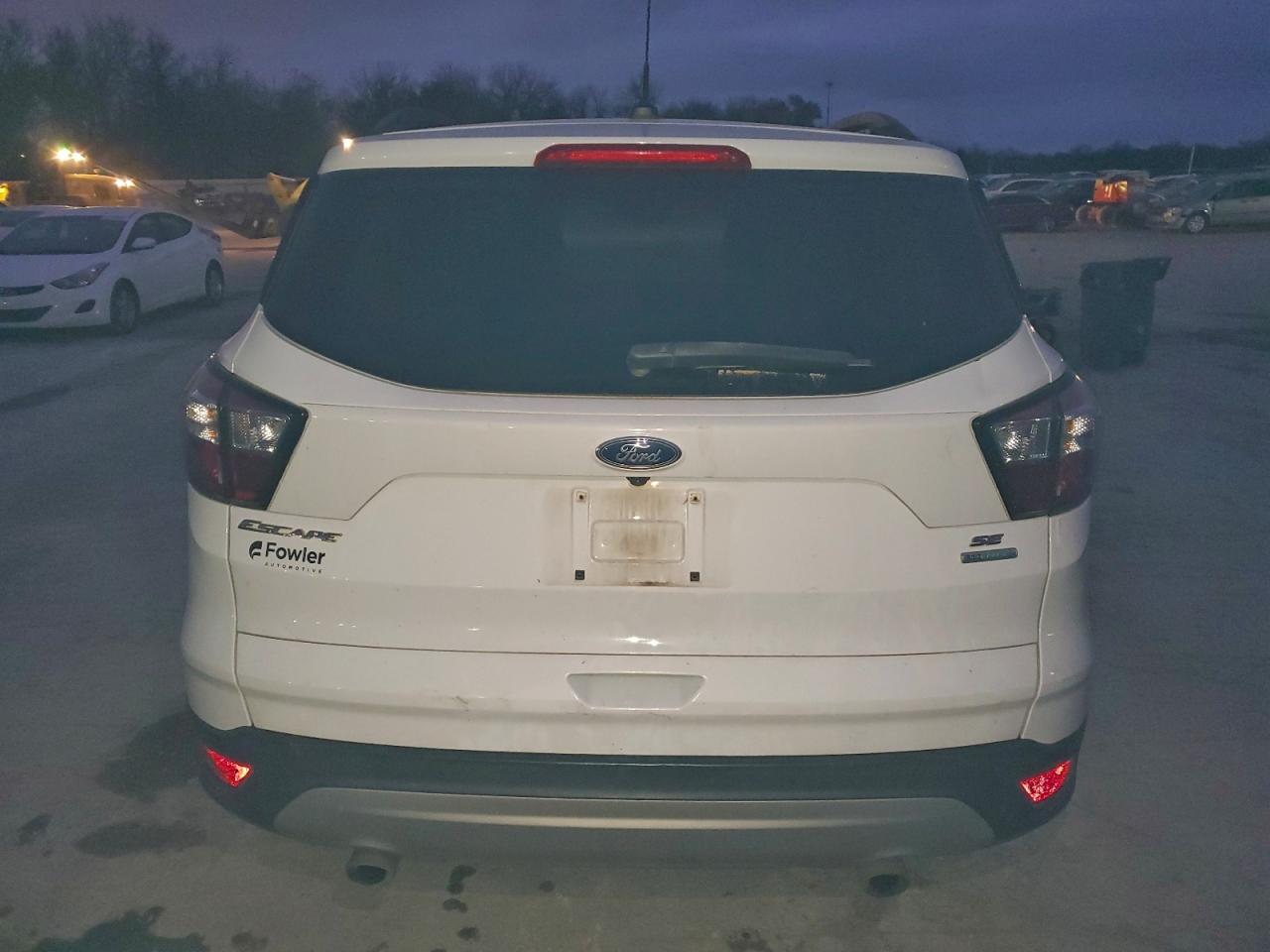 FORD ESCAPE SE