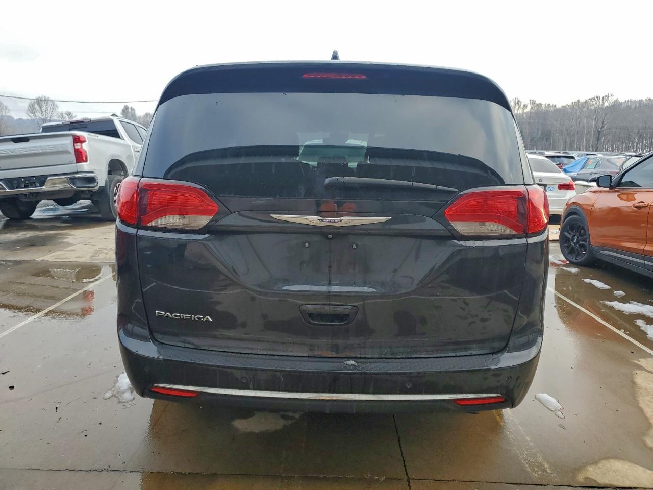 CHRYSLER PACIFICA TOURING L PLUS