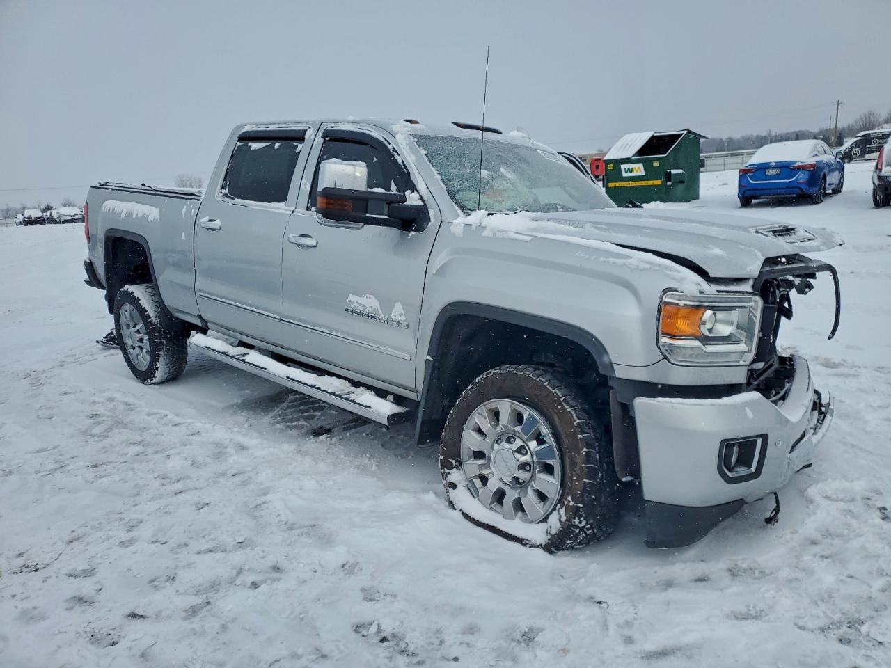 GMC SIERRA K2500 DENALI